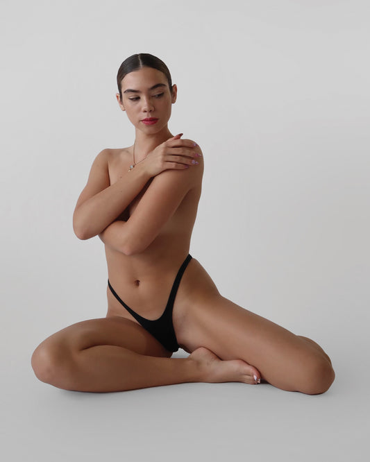 Black Soprano Bamboo Thong